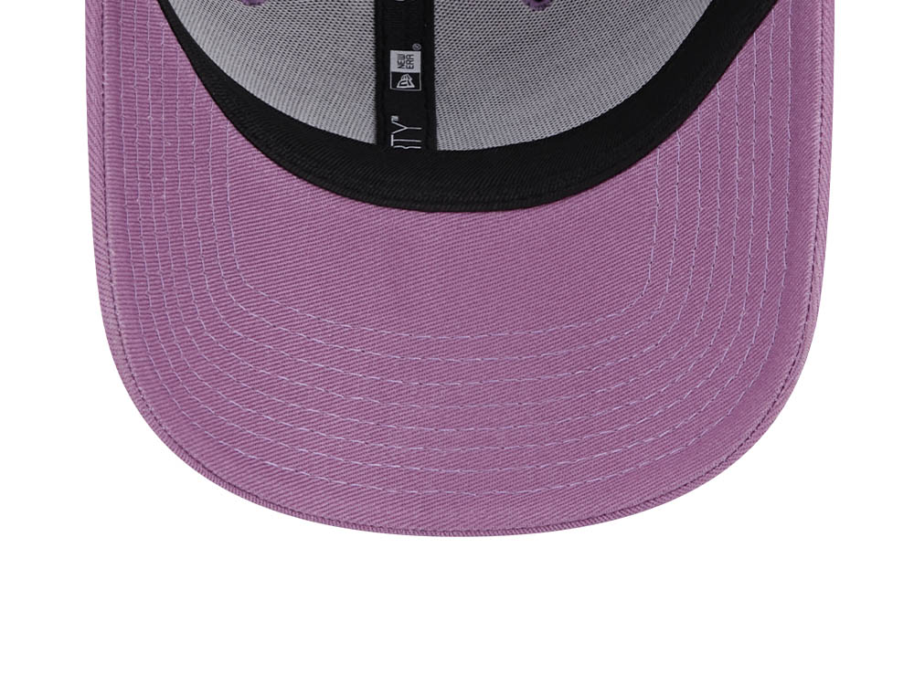 New Era New York Yankees League Essential Purple 9Forty Strapback Casquette