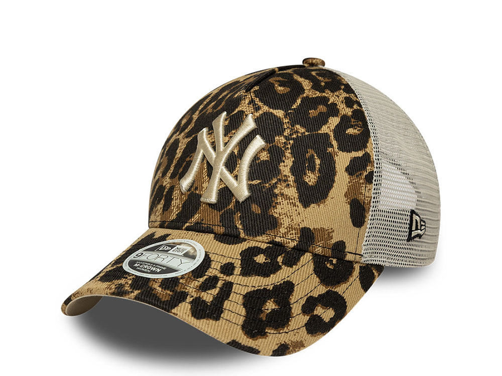 New Era New York Yankees Leopard Print M Crown 9Forty Womens A Frame Trucker Snapback Casquette