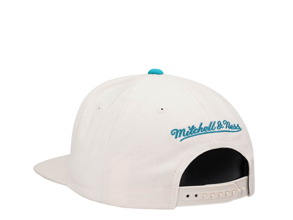 Mitchell & Ness Charlotte Hornets Reframe Retro Off White Snapback Casquette