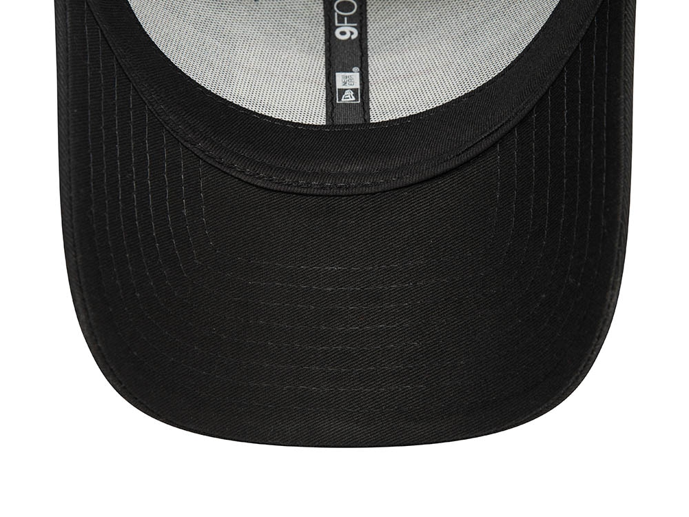 New Era Manchester United Flag 9Forty Strapback Casquette