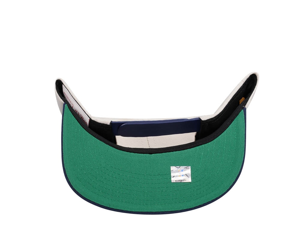 Mitchell & Ness Dallas Mavericks Sail Off White Two Tone Snapback Casquette