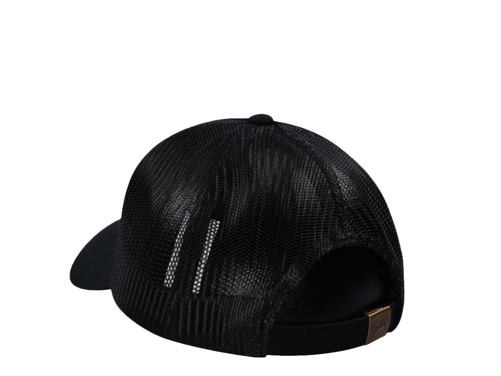 Von Dutch Oval Patch Black Trucker Snapback Casquette