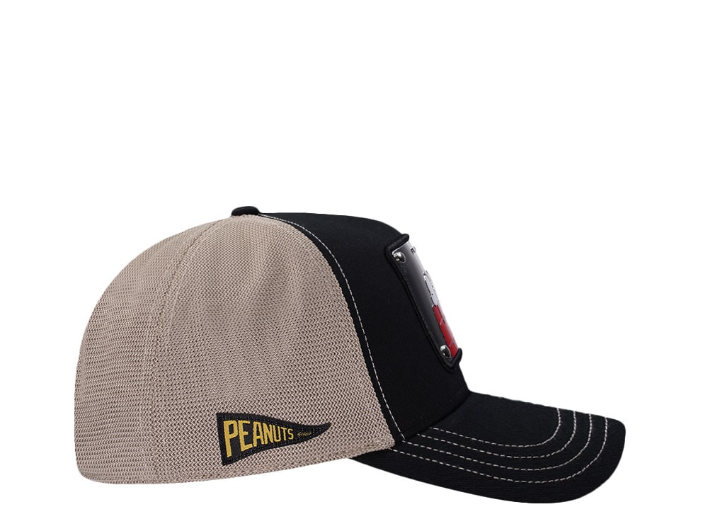 Capslab Peanuts Snoopy Black Trucker Snapback Casquette