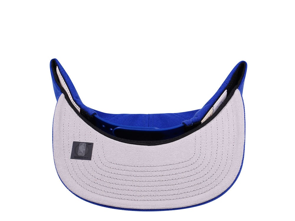 Mitchell & Ness Philadelphia 76ers Wool Solid Snapback Casquette