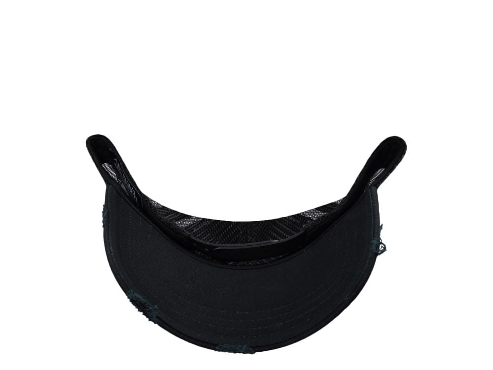 Von Dutch Square Patch Distressed Black Trucker Snapback Casquette