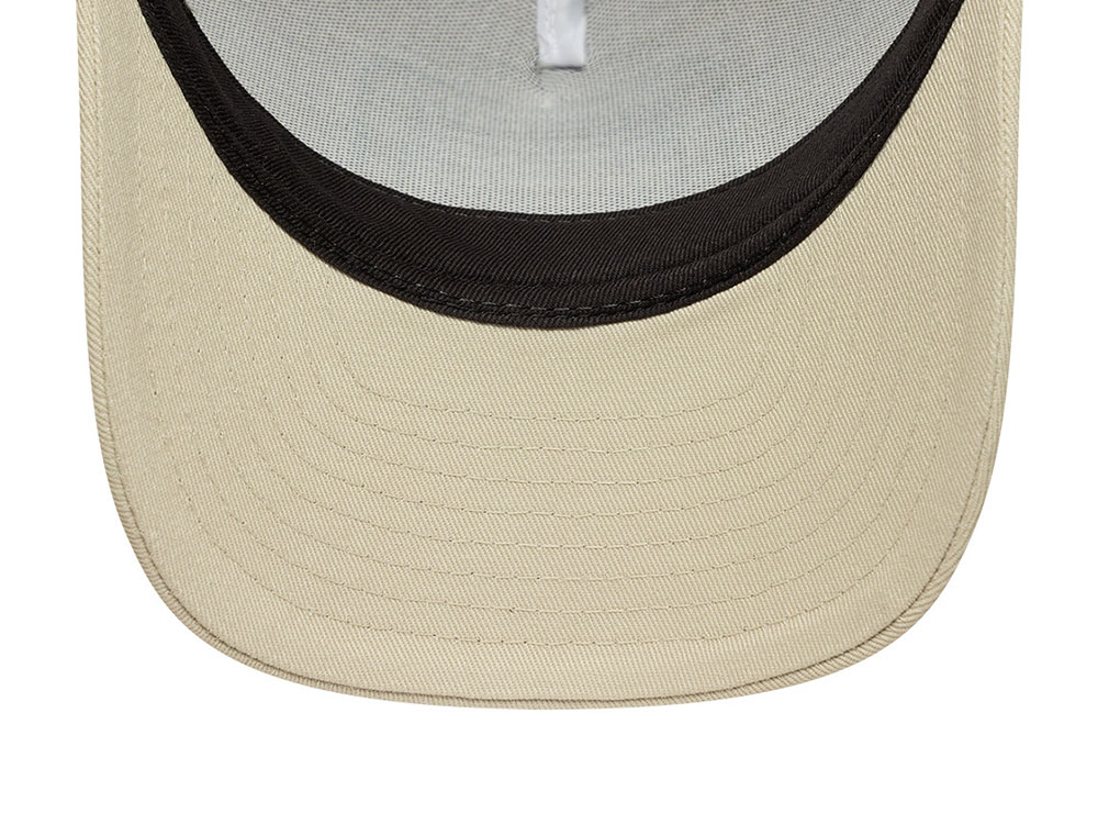 New Era Multi Patch Beige 9Forty M Crown A Frame Snapback Casquette