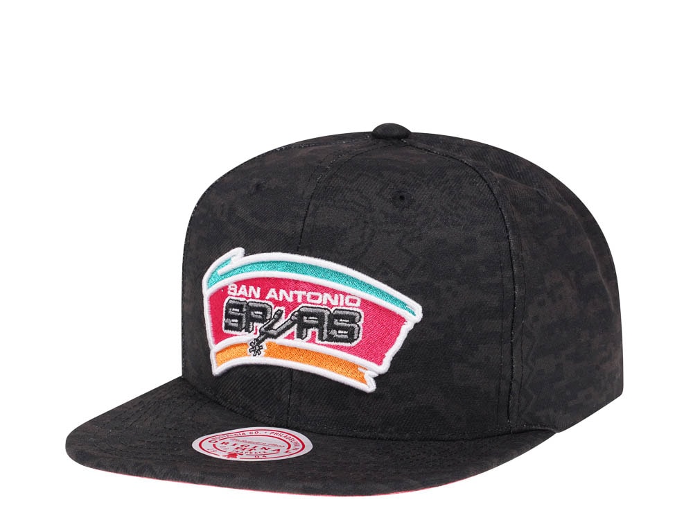 Mitchell & Ness San Antonio Spurs NBA Team Digi Camo Hardwood Classic Snapback Casquette