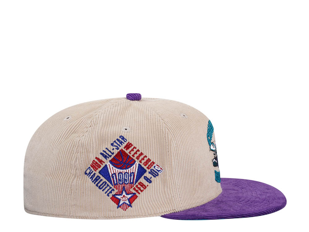 Mitchell & Ness Charlotte Hornets All Star 1997 Two Tone Hardwood Classic Cord Edition Dynasty Fitted Casquette