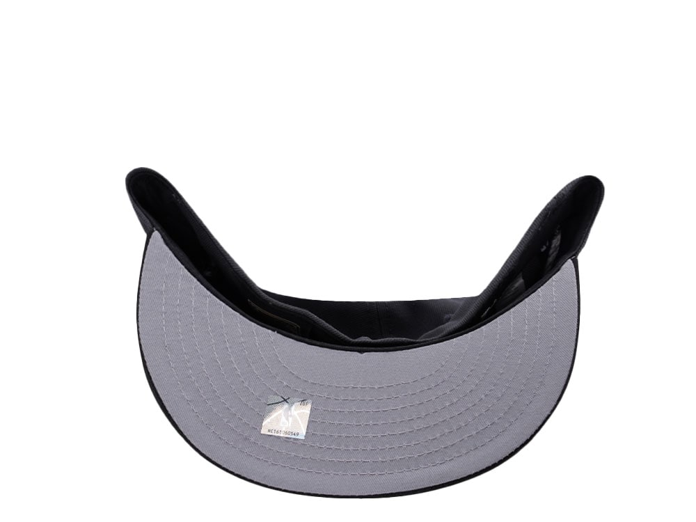 New Era Detroit Pistons NBA Eastern Conference Dark Gray Glow In The Dark Moon Edition 59Fifty Fitted Casquette