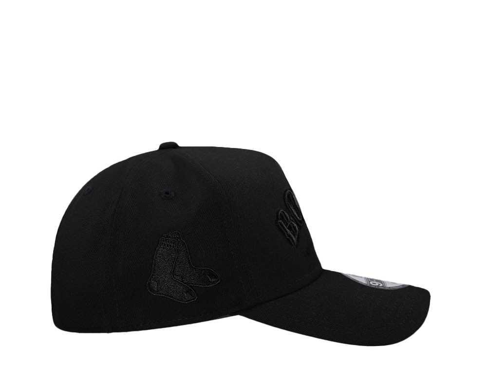 New Era Boston Red Sox Black On Black 9Forty A Frame Snapback Casquette