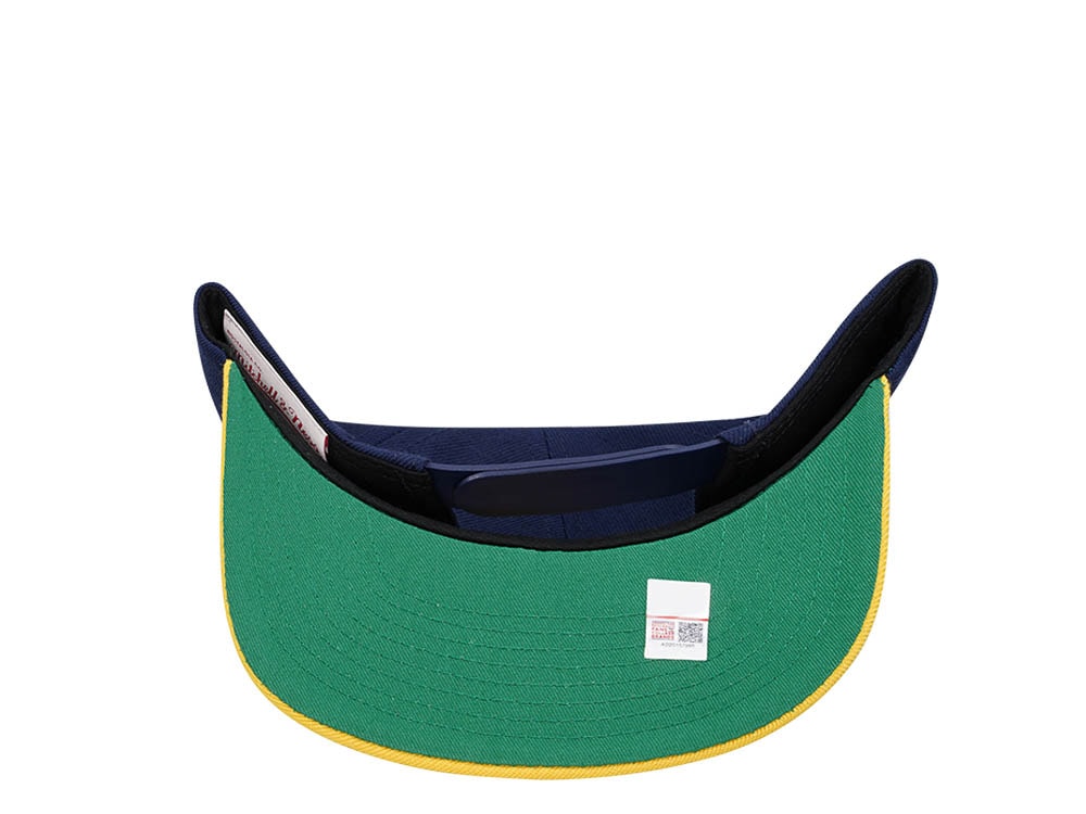 Mitchell & Ness University of Michigan Team Two Tone 2.0 Snapback Casquette