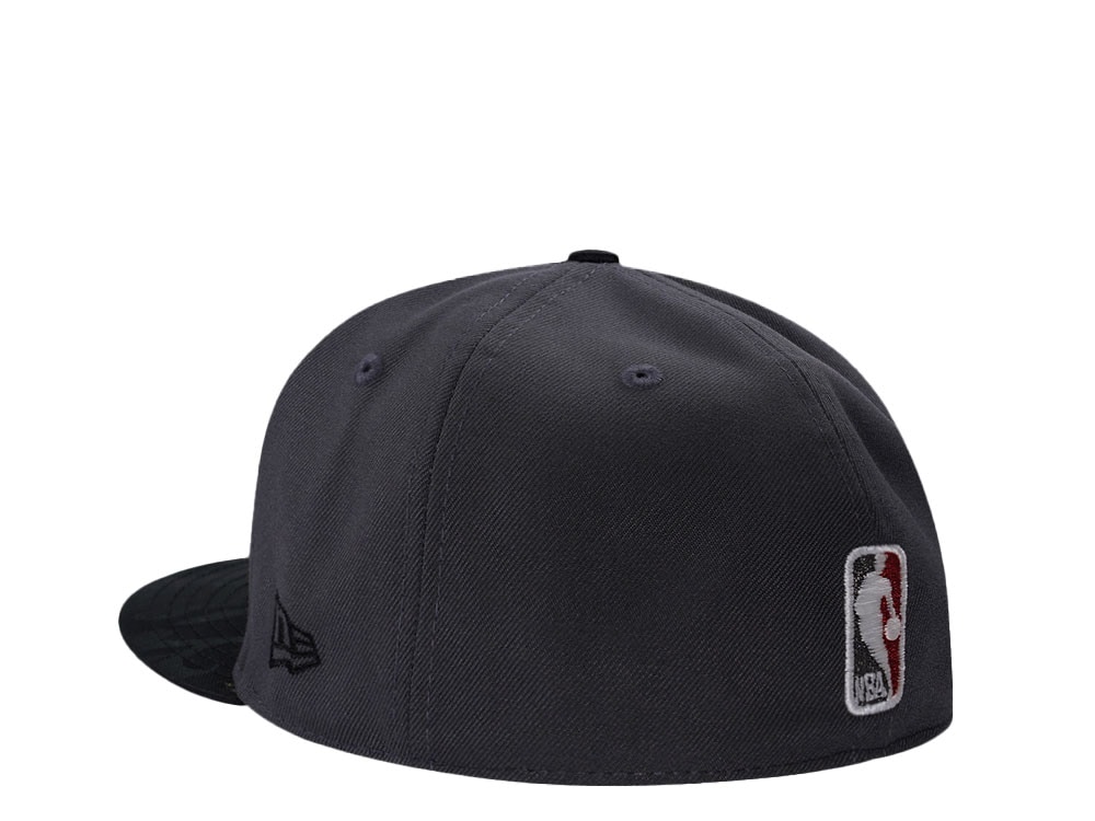 New Era Detroit Pistons NBA Eastern Conference Dark Gray Glow In The Dark Moon Edition 59Fifty Fitted Casquette