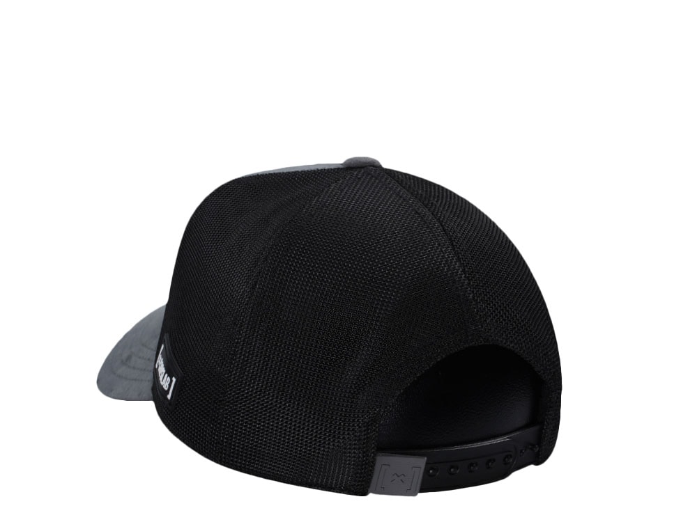 Capslab Tom & Jerry Orchestra Trucker Snapback Casquette