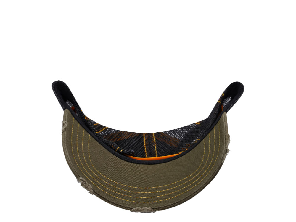 Von Dutch Oval Patch Trucker Snapback Casquette
