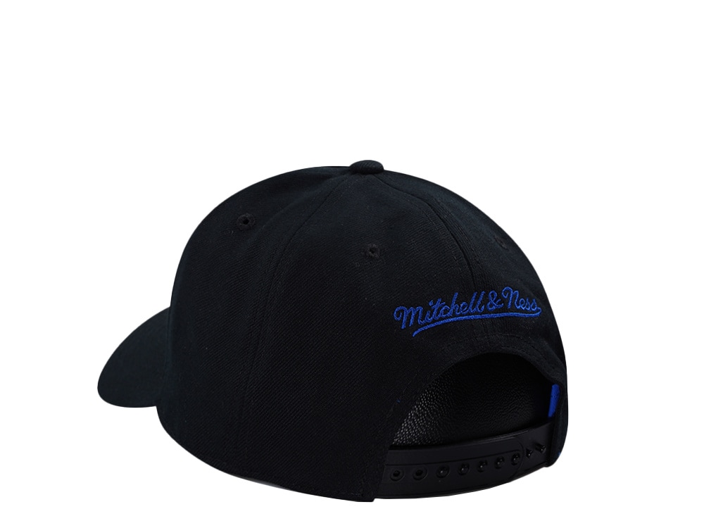 Mitchell & Ness New York Knicks 404 Club Camo Black Edition Pro Pinch Fit Snapback Casquette