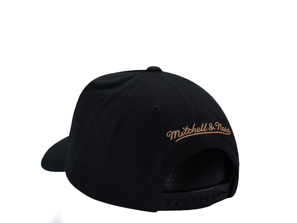 Mitchell & Ness Philadelphia 76ers Black Pro Pinch Fit Snapback Casquette